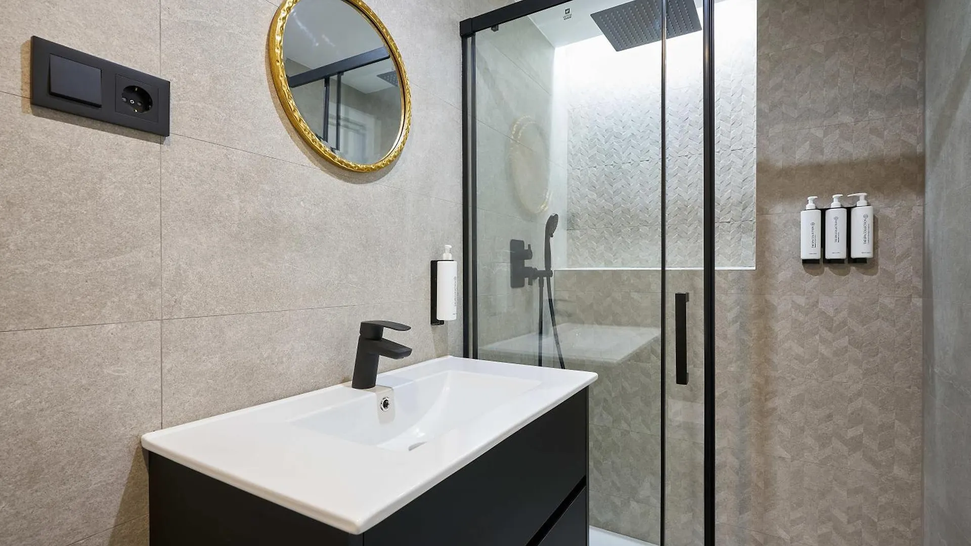 Apartamento Grace Malaga Apartament